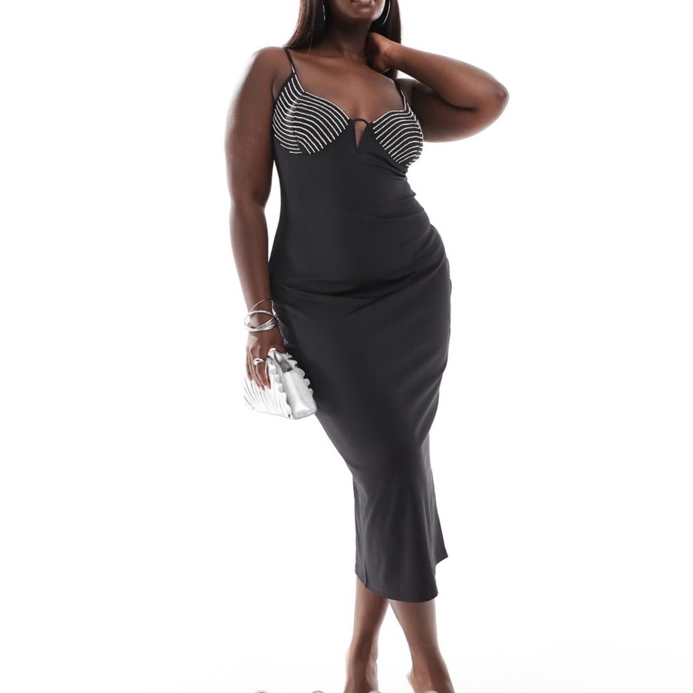 NWT ASOS DESIGN Curve diamante trim cup detail midi dress in black, size 18